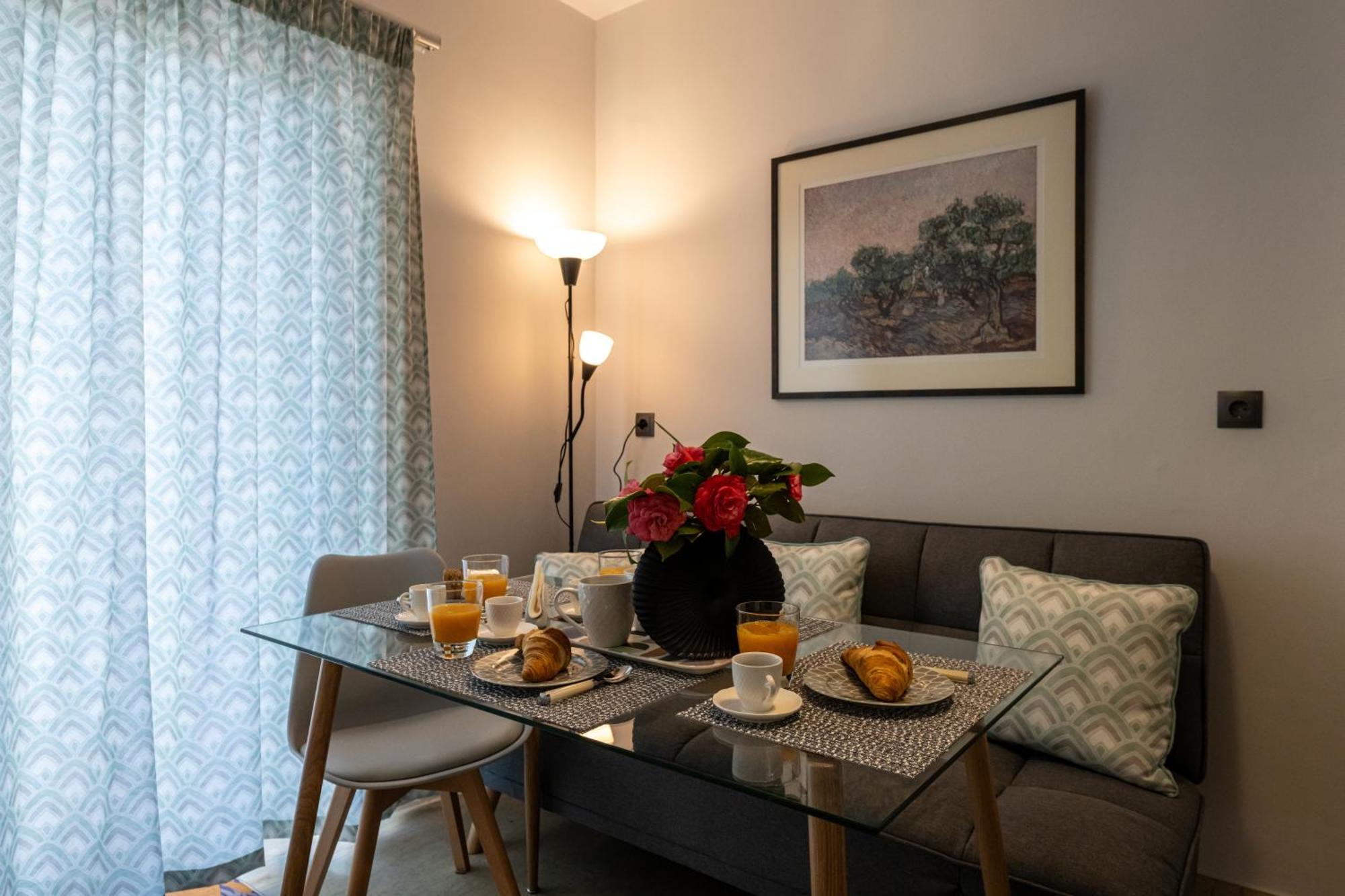 Skyhigh Haven Apartment Kalamata Exterior photo
